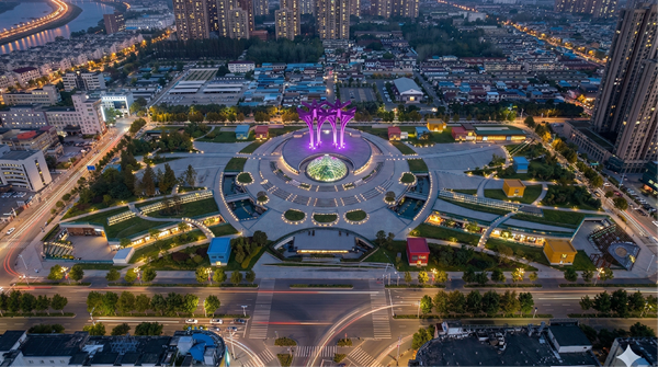 谷雨催人进 城更传喜报——谈球吧体育集团成功中标霍邱县人民广场邻里中心项目